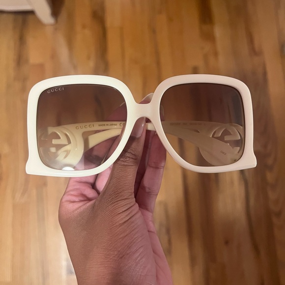 GUCCI Acetate Rectangle Frame Sunglasses GG1326S White main image 4